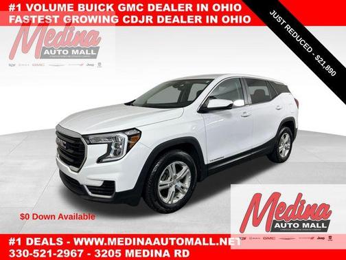Summit White 2023 GMC Terrain SLE