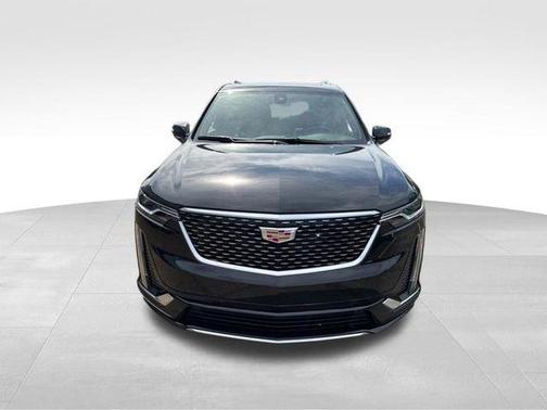 Stellar Black Metallic 2024 Cadillac XT6 Premium Luxury FWD