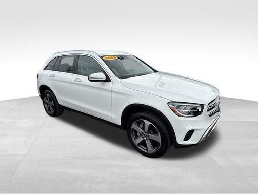 Polar White 2022 Mercedes-Benz GLC 300 Base 4MATIC