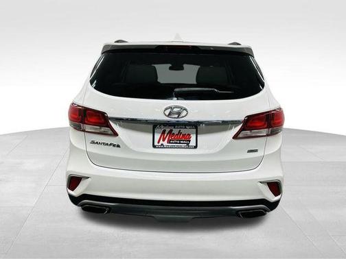 2017 Hyundai SANTA FE SE