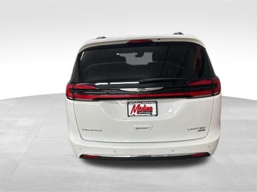 2022 Chrysler Pacifica Limited