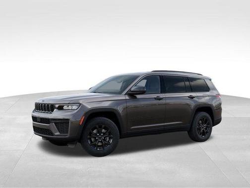 Metallic 2026 Jeep Grand Cherokee L Laredo