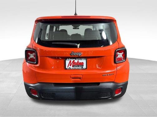 Omaha Orange Clearcoat 2020 Jeep Renegade Sport