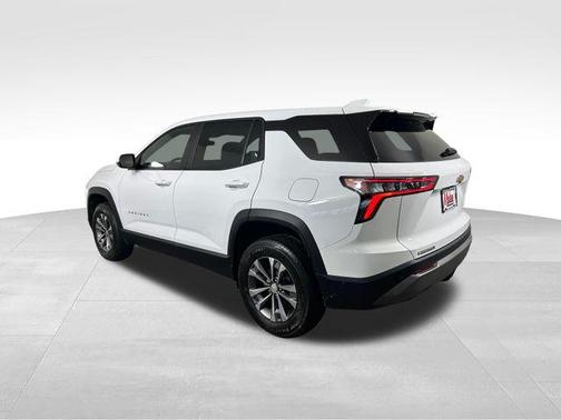 Summit White 2026 Chevrolet Equinox LT