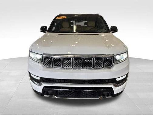 Bright White Clearcoat 2023 Jeep Grand Wagoneer L Series III