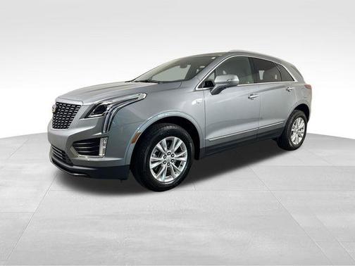 Silver Metallic 2023 Cadillac XT5 Luxury