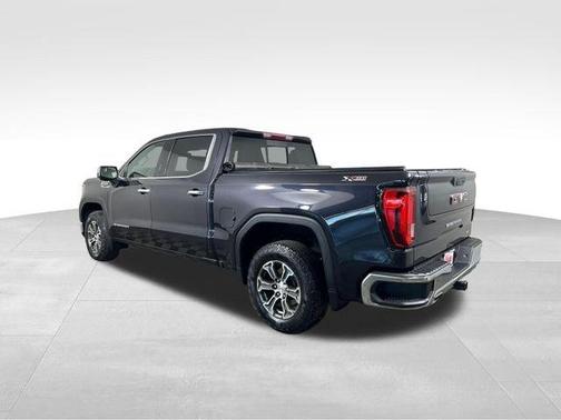 Titanium Rush Metallic 2023 GMC Sierra 1500 SLT