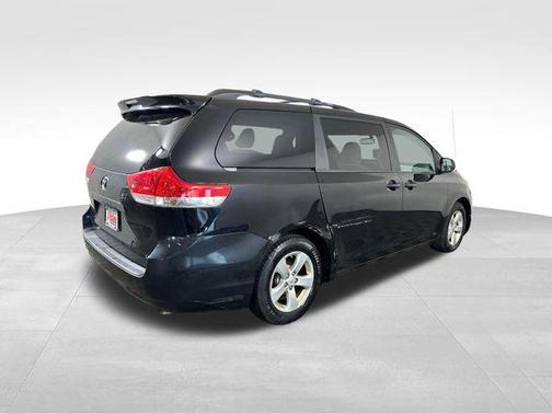2013 Toyota Sienna LE