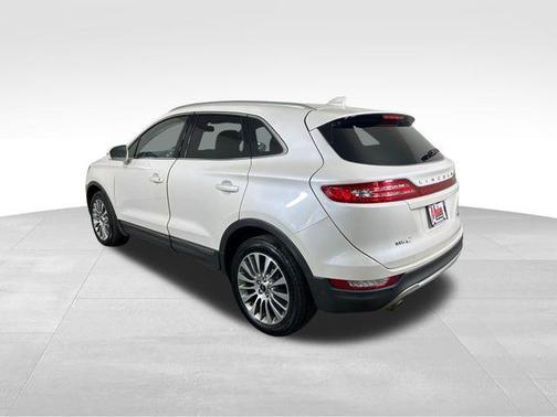 White Platinum Clearcoat Metallic 2017 Lincoln MKC Reserve