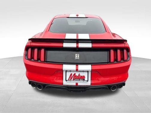 2018 Ford Shelby GT350 Base