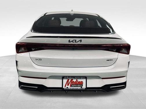 2024 Kia K5 GT-Line