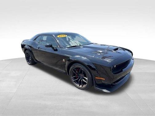 Pitch Black Clearcoat 2022 Dodge Challenger R/T Scat Pack