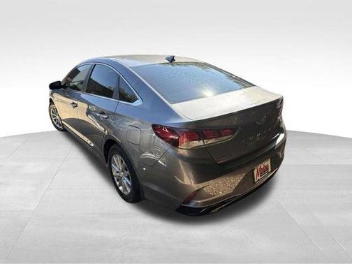 Machine Gray 2018 Hyundai SONATA SE