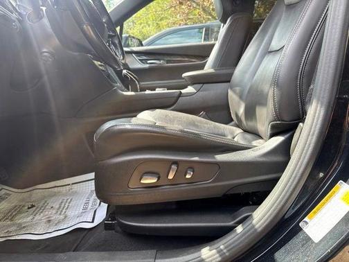 Stellar Black Metallic 2023 Cadillac XT6 Premium Luxury AWD