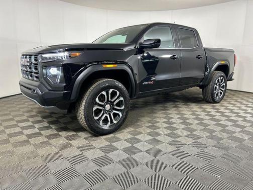 2023 GMC Canyon AT4