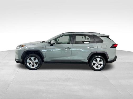2020 Toyota RAV4 Hybrid XLE