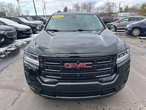 2021 GMC Acadia SLT