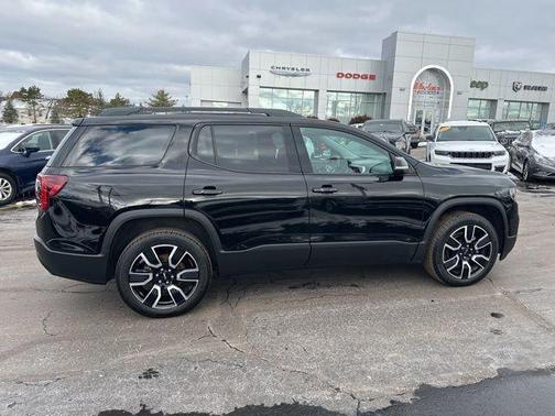 2021 GMC Acadia SLT