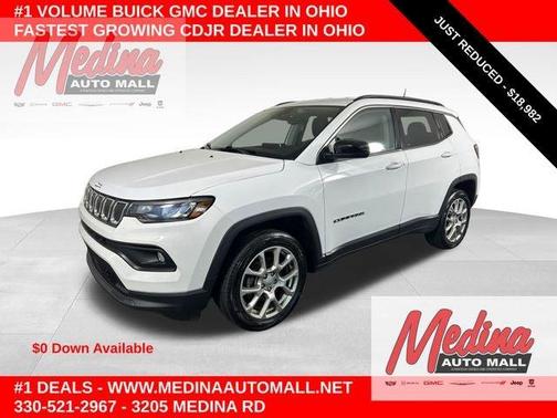Bright White Clearcoat 2022 Jeep Compass Latitude Lux