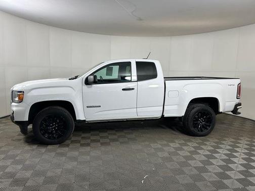 2022 GMC Canyon Elevation Standard