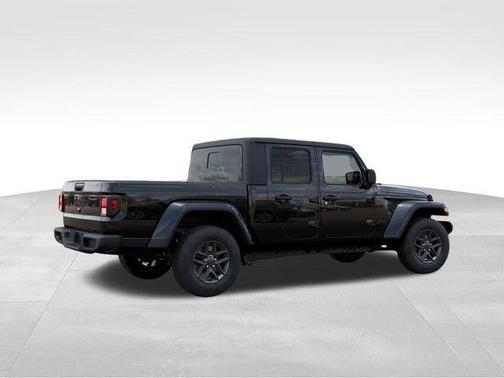 Black Clearcoat 2026 Jeep Gladiator Sport