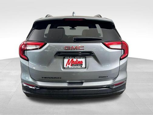 Sterling 2023 GMC Terrain SLE