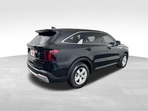 2024 Kia Sorento LX