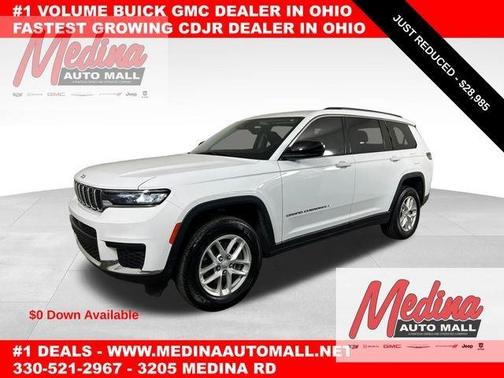 Bright White Clearcoat 2023 Jeep Grand Cherokee L Laredo