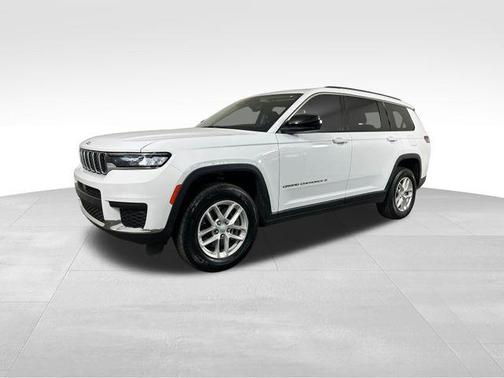 Bright White Clearcoat 2023 Jeep Grand Cherokee L Laredo