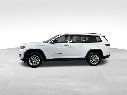 Bright White Clearcoat 2023 Jeep Grand Cherokee L Laredo