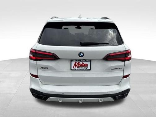 Alpine White 2023 BMW X5 xDrive40i