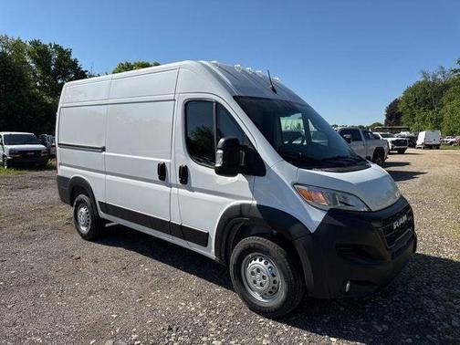 Bright White Clearcoat 2026 RAM ProMaster 2500 High Roof