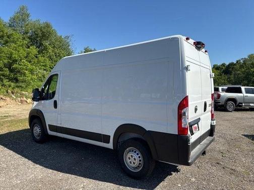 Bright White Clearcoat 2026 RAM ProMaster 2500 High Roof