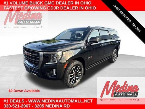 Onyx Black 2023 GMC Yukon XL AT4