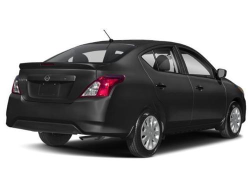 Gun Metallic 2019 Nissan Versa 1.6 SV