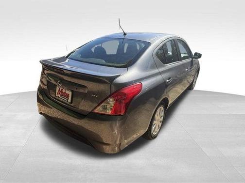 Gun Metallic 2019 Nissan Versa 1.6 SV