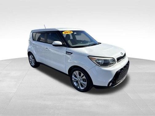 Clear White 2016 Kia Soul +