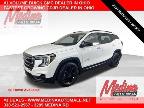 Summit White 2024 GMC Terrain AT4