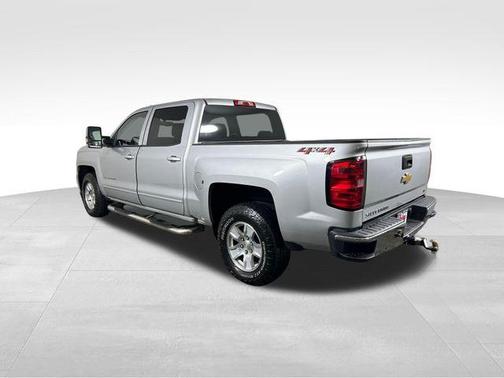 Silver Ice Metallic 2018 Chevrolet Silverado 1500 LT