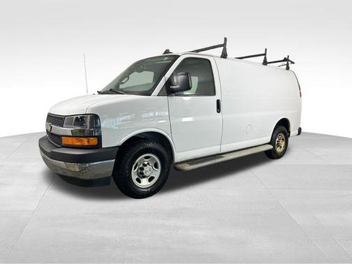Summit White 2019 Chevrolet Express 2500 Work Van