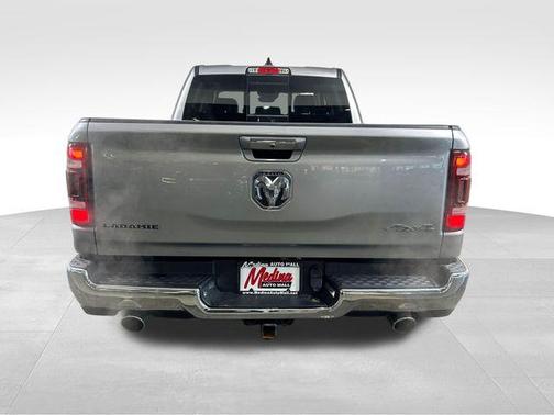 Billet Silver Metallic Clearcoat 2022 RAM 1500 Laramie