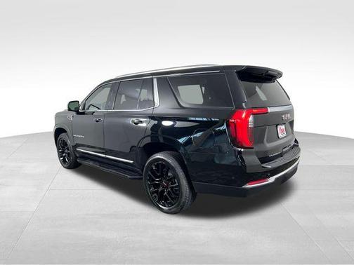 2025 GMC Yukon Elevation