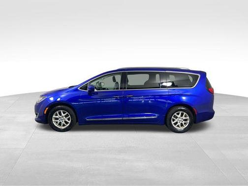 2020 Chrysler Pacifica Touring-L