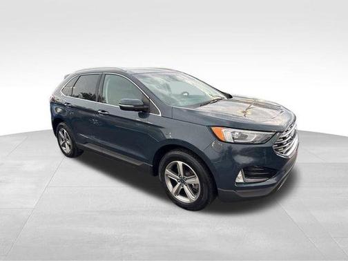 Blue Metallic 2019 Ford Edge SEL