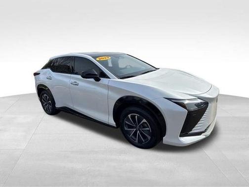 Eminent White Pearl 2023 Lexus RZ 450e Premium
