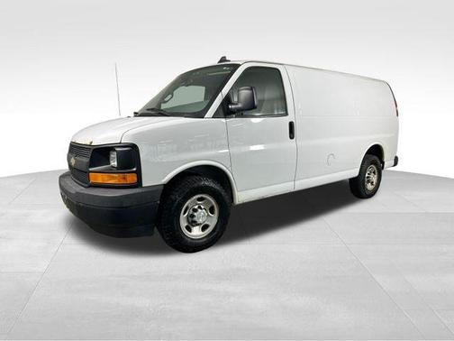 Summit White 2017 Chevrolet Express 2500 Work Van