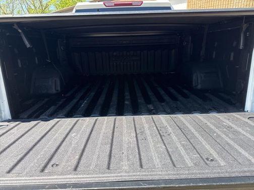Summit White 2025 GMC Sierra 1500 Elevation