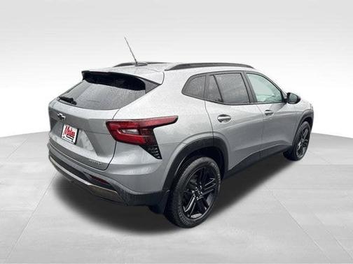 Sterling Gray Metallic 2024 Chevrolet Trax ACTIV