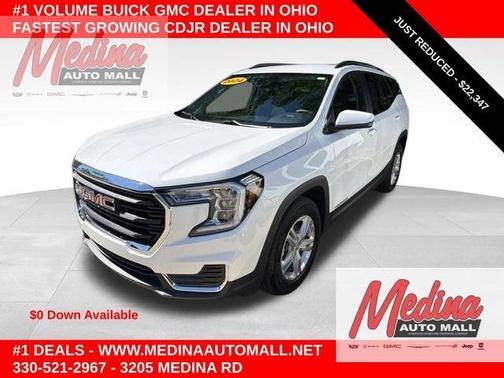 Summit White 2024 GMC Terrain SLE