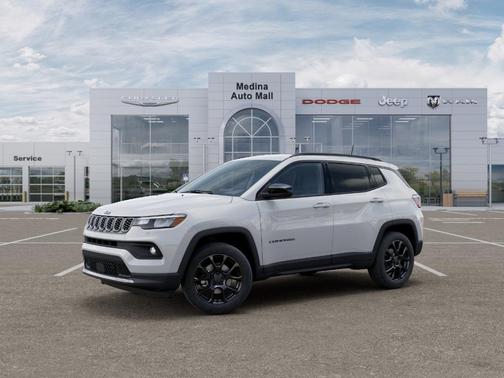 Bright White Clearcoat 2026 Jeep Compass Latitude
